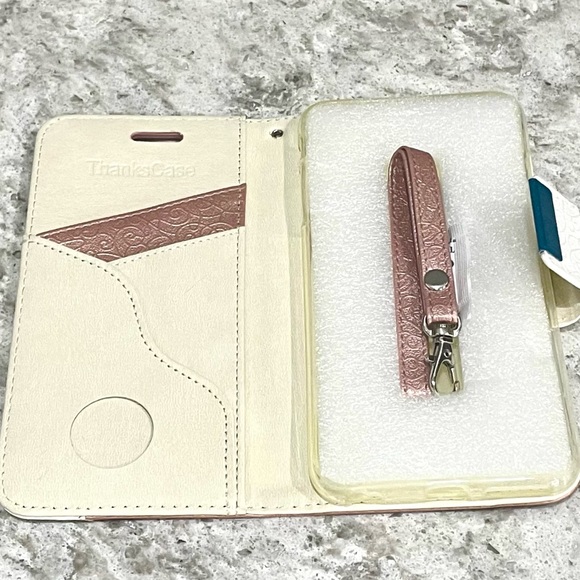 Three New I phone 6s. Phone Wallet / Wristlet - Picture 4 of 5